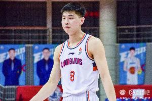 开云官网-媒体人:崔永熙有意回CBA 广州就签约权转让向北控要价 谈判暂搁浅