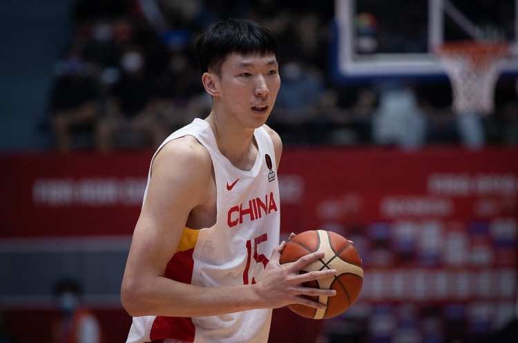 😲郇斯楠单场8帽U19世界杯历史第二&amp;比肩文班亚马！第一周琦！