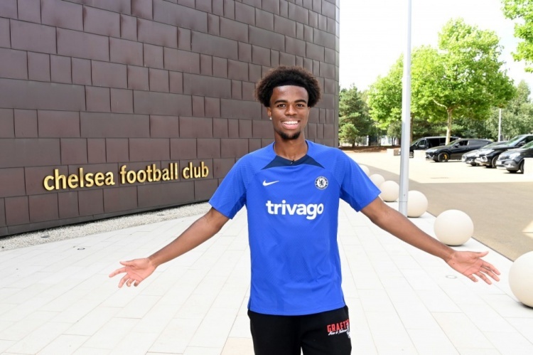 开云体育APP下载-记者：切尔西想永久性出售楚克乌梅卡，要价为2000万至2200万欧元