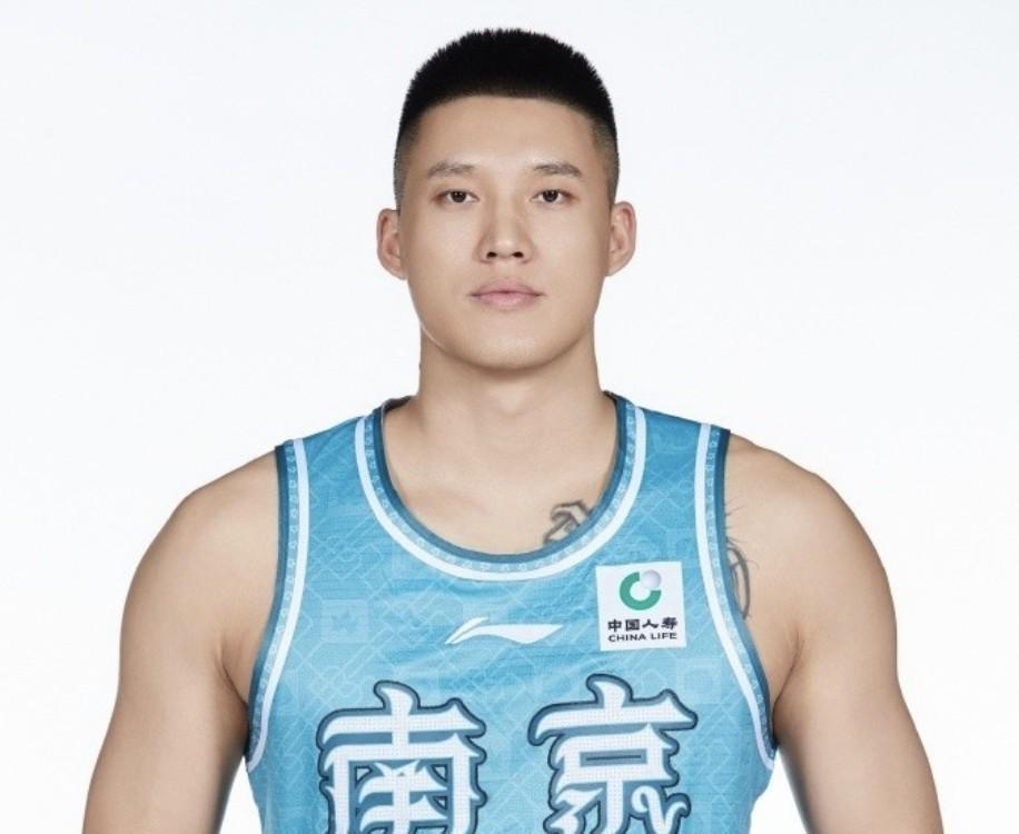 开云-媒体人：曾繁日与吉林男篮已达成共识，11月窗口期有望加盟