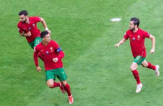 马丁内斯夸C罗B费B席 B席退役后会成一名成功教练