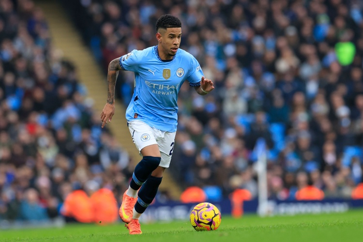 开云体育官网-将战曼联！英媒：萨维尼奥、福登、格瓦迪奥尔等8人回归曼城训练